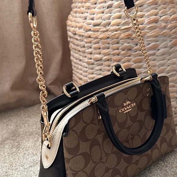 Coach Signature Brown and Black Purse - Picture 8 of 8